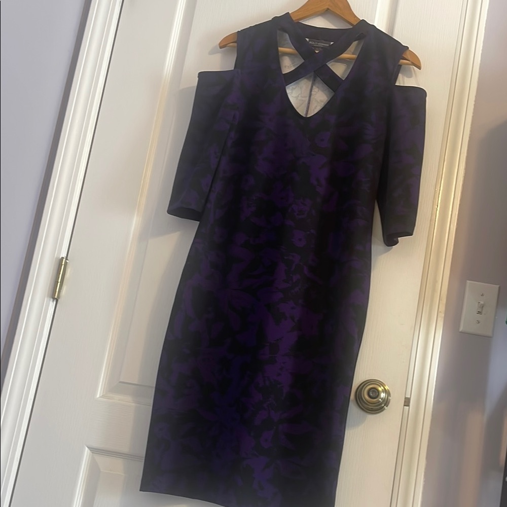 BOLD elements Black and Purple Cold Shoulder Midi Dress